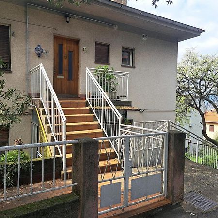 Studio Apartment Adriari With Large Terrace غييكا المظهر الخارجي الصورة